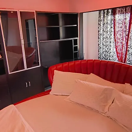 Modern Luxury Parliament Marriott For Up To 11 Ppl ブカレスト