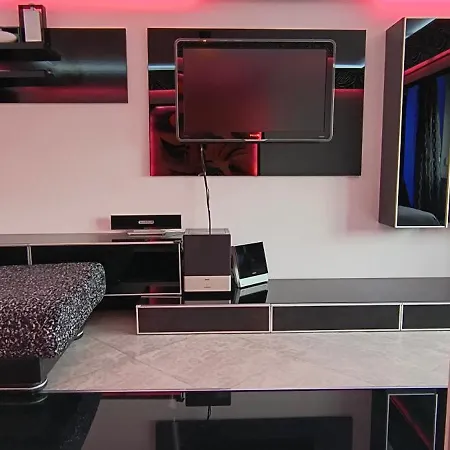 Modern Luxury Parliament Marriott For Up To 11 Ppl * ブカレスト